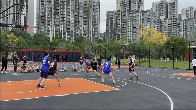 桂龙公园T立方洛克篮球公园。受访者供图